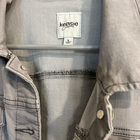 Women’s Jean jacket - Picture 1 of 2